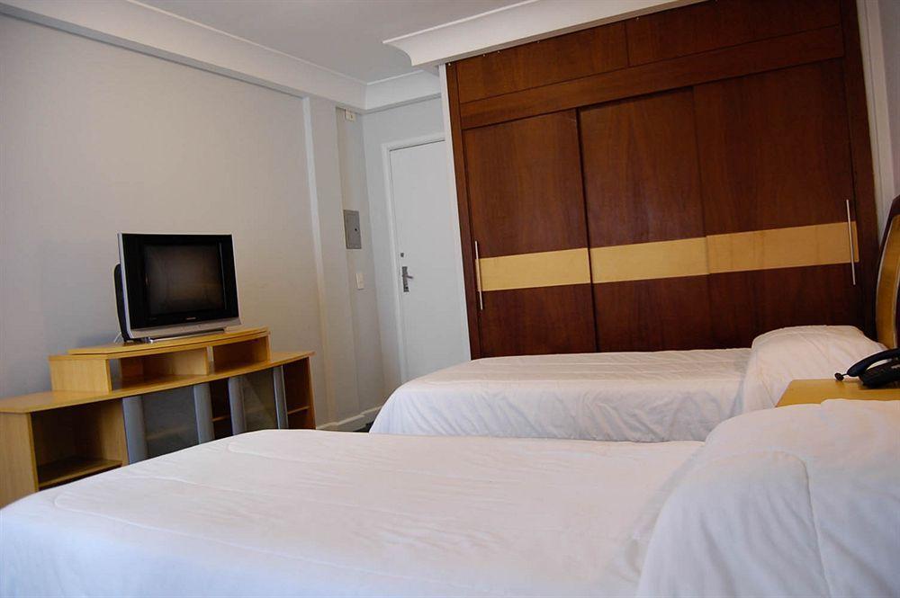 Hotel Centro Europeu Curitiba Exterior photo