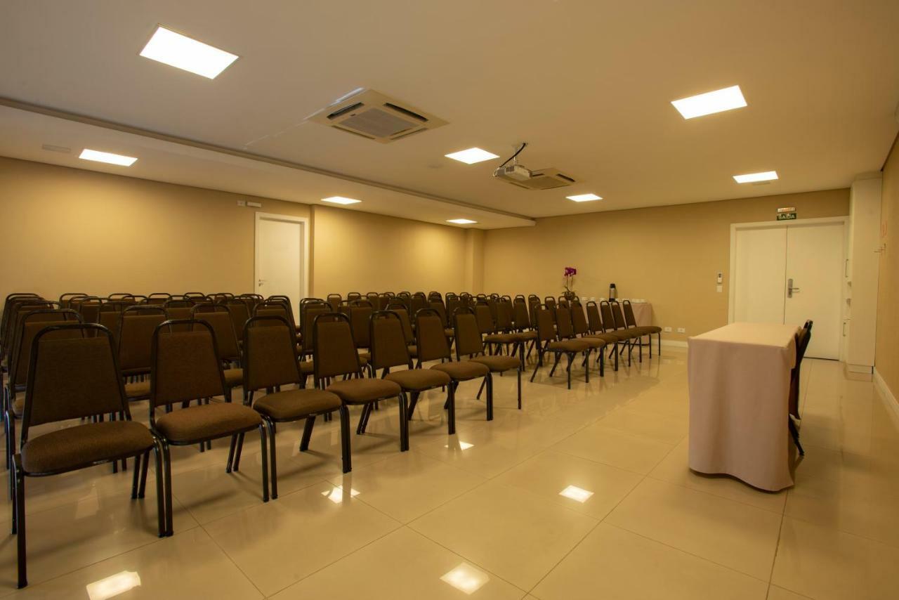 Hotel Centro Europeu Curitiba Exterior photo